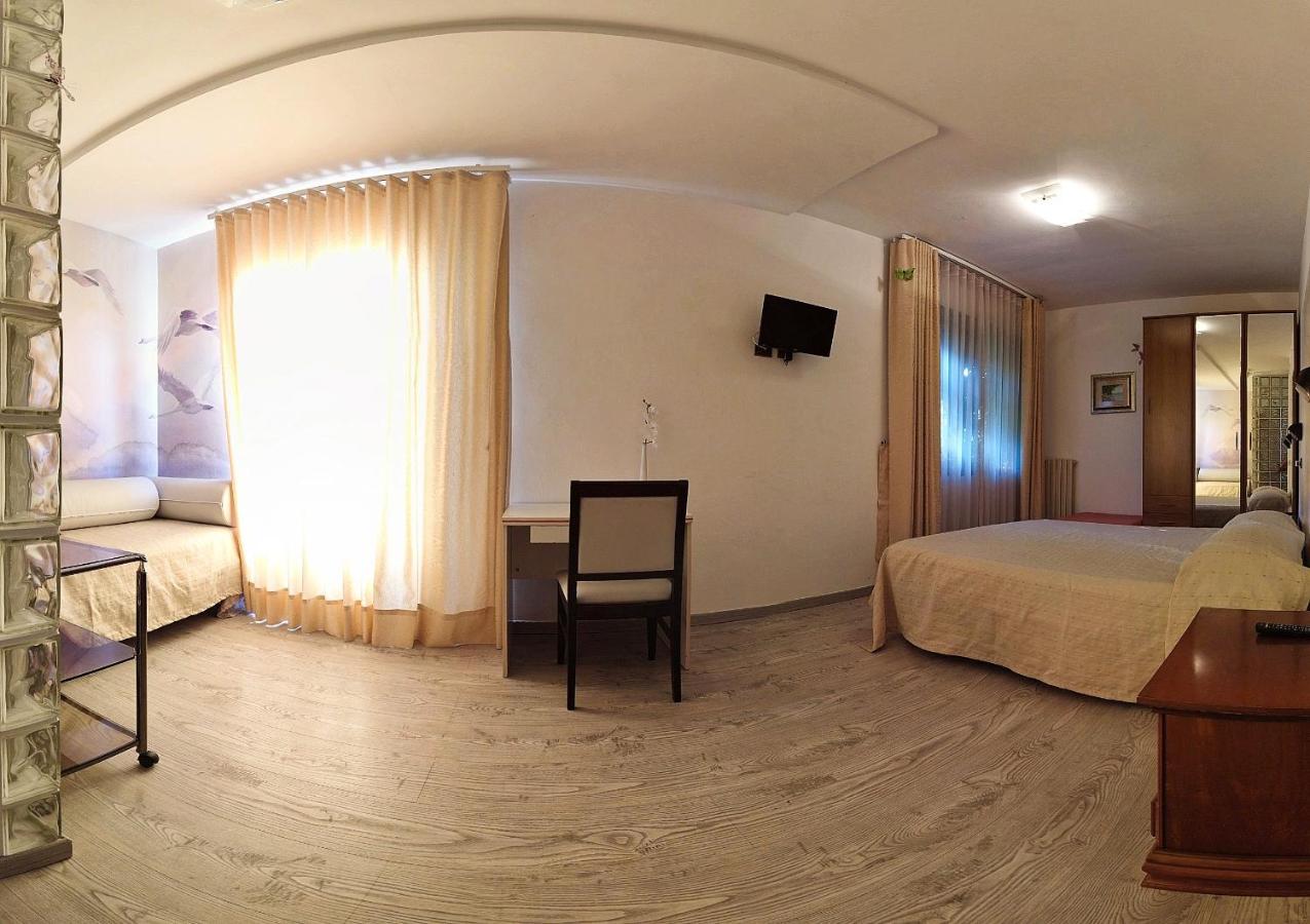 Ristorante Albergo Gerardo Di Masi Caposele Buitenkant foto