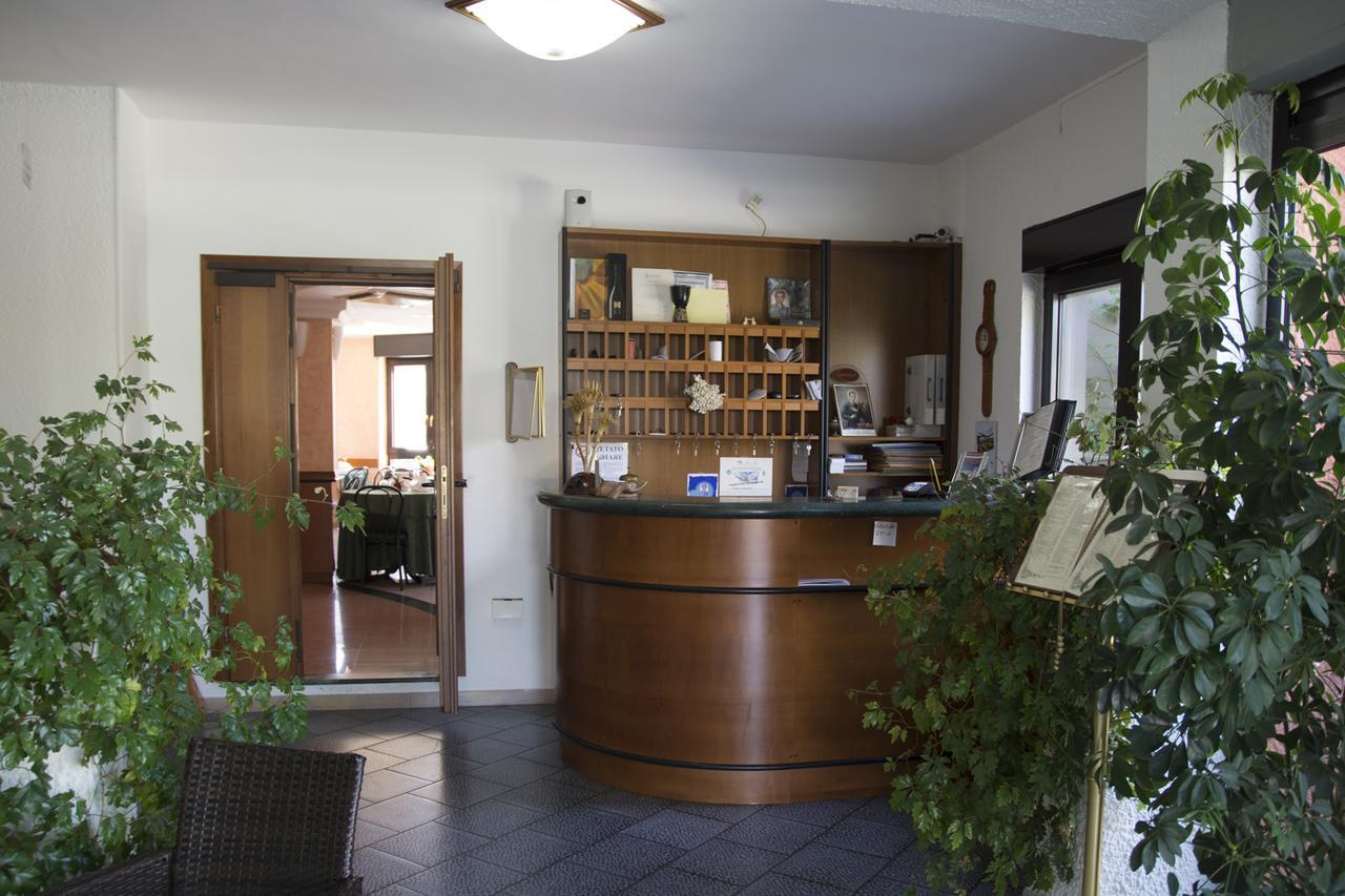 Ristorante Albergo Gerardo Di Masi Caposele Buitenkant foto