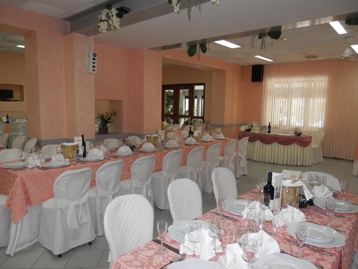 Ristorante Albergo Gerardo Di Masi Caposele Buitenkant foto